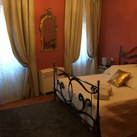 Apartment Rosso Veneziano